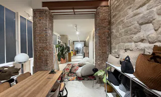 Élégant Showroom Ephémère à Paris - Image 1