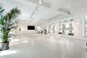 Un espace d’exception de 260 m², entièrement privatisable, au cœur du 2ᵉ arrondissement de Paris - Image 2