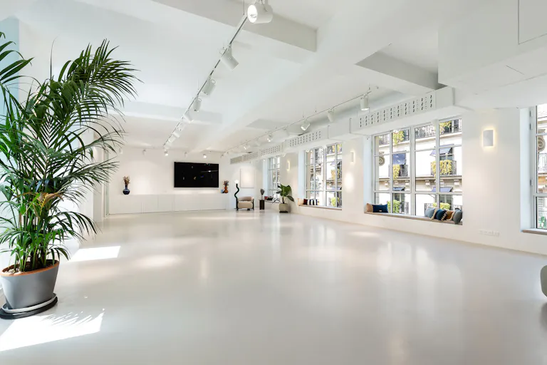 Un espace d’exception de 260 m², entièrement privatisable, au cœur du 2ᵉ arrondissement de Paris - Image 2