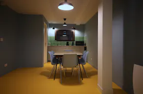 Bureau privatif et acc�s aux communs dans un immeuble d'architecte, au coeur des Chartrons � Bordeaux - 17M2 - Image 6