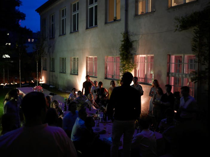 Versatile Oasis in Prenzlauer Berg Winskiez: Pop-Up Haven with LA Vibes, Stunning Indoor Studio, and Private Garden Retreat - Image 4