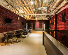 Lounge + Photography Studio - Image 5