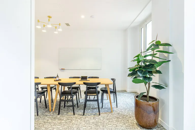 Taitbout - Salle de r�union 10 personnes (TA005) - Image 1