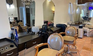 Local Hair Salon for rent (Beauty, Nails, & Private Rooms) - Image 4