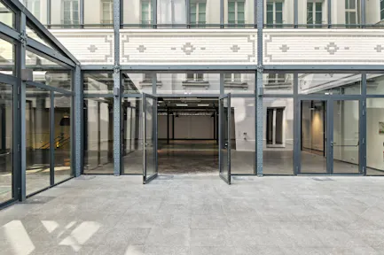 Wonderful Space in the 1st Arrondissement near Saint-Honoré - Image 0