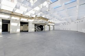 Un château innovant à Saint-Germain-En-Laye - Image 6