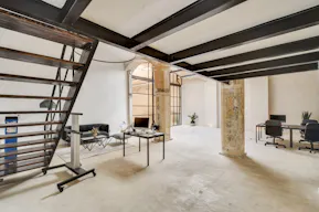 Showroom/ Pop-up space in le Haut Marais - Image 2