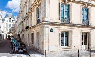 Boutique Éphémère sur l'Île Saint Louis à Paris - Image 2