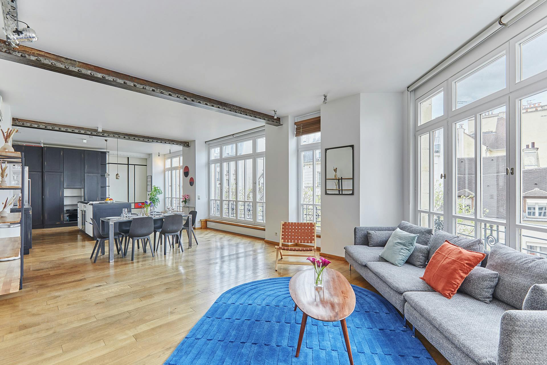 120 sqm Event Space on Rue de Bretagne, Paris