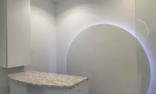 Boutique éphémère – Rue de Lévis, quartier ultra commerçant - Image 4