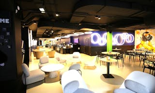 Pop-Up Store for Rent - Louvre Museum - Image 2