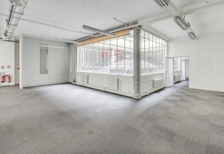 Office space RUE D UZES - Image 2