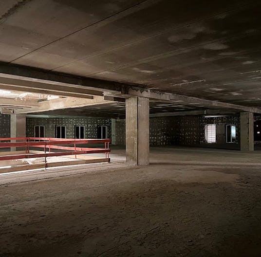 Incredible Industrial space in Paris - Image 4