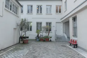 Espace Parallèle – Showroom 200 m² - Image 7