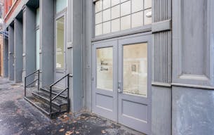 W Broadway ART x POPUP space - Image 7