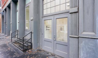 W Broadway ART x POPUP space - Image 7