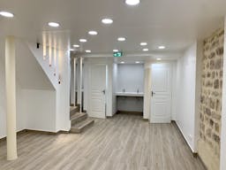 Pop Up Boutique - Image 4