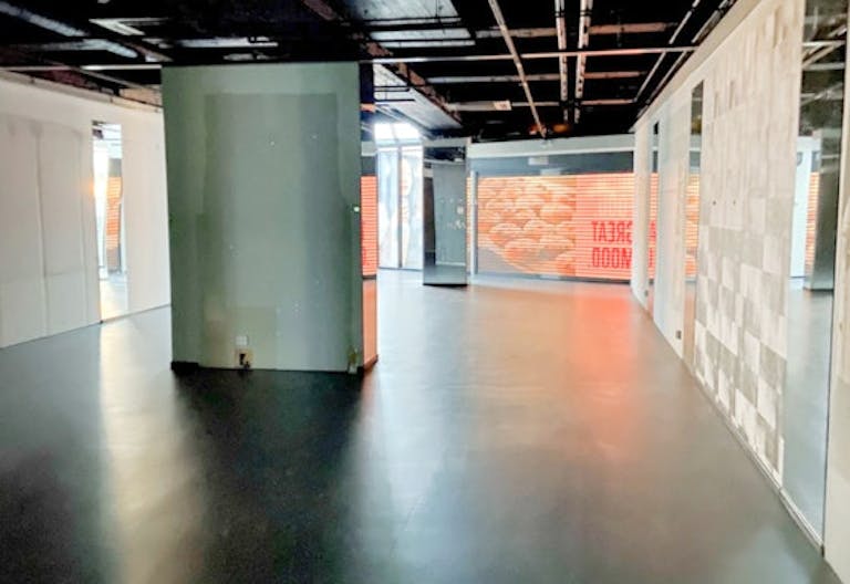 Former Scorett in Commerce Skövde - Image 2