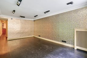 Pop-Up Boutique - Image 3