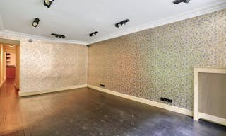 Pop-Up Boutique - Image 3