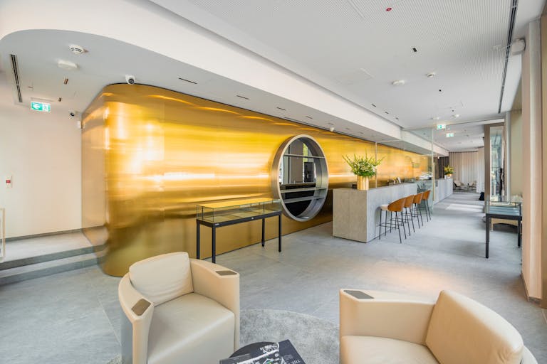 Pop-Up im eleganten Trisor Standort designed by Hadi Teherani - Image 1