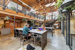 Light-filled Industrial Chic Warehouse in Temescal, neighborhood of Oakland, California - Image 12