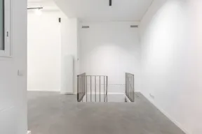 Boutique - Art Gallery Paris centre Marais - Image 7