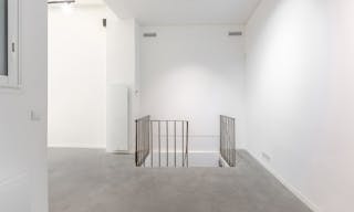 Boutique - Art Gallery Paris centre Marais - Image 7