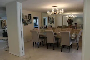 Private Beverly Hills Home Event Venue - Image 1