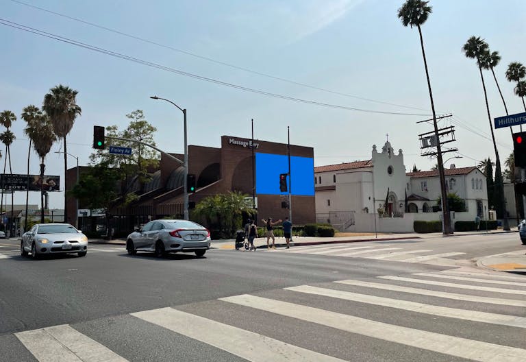 MURAL/WALL ADVERTISING - Image 0