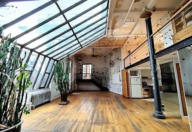 Loft Space in Chelsea - Image 3