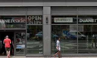 Large Retail Store in The Heart of Chelsea - Image 1