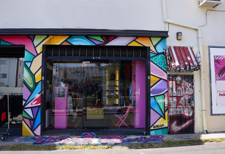 Beautiful boutique space in the heart of the Fairfax District - Image 0