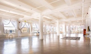 DTLA Skyline View Penthouse - Image 0