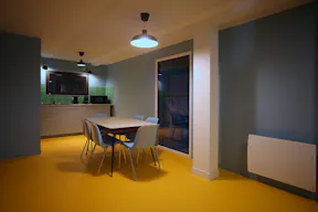 rooftop avec terrasse, vue imprenable, Bordeaux Chartrons dans immeuble d'architecte avec jardin - Image 7