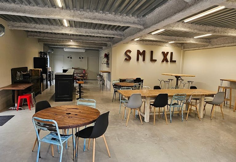 Toulouse Showroom - Image 1