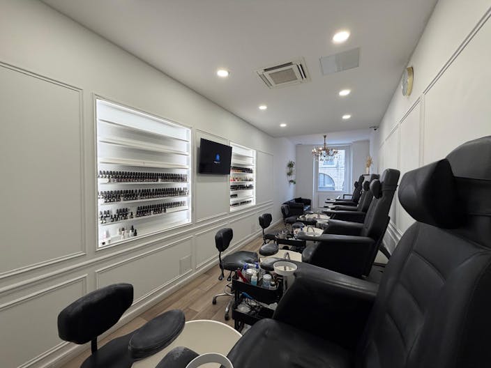 Showroom Paris Chatelet Halles 160m2 - Image 2