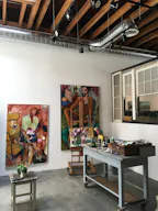 Spacious Industrial, vintage mid town gallery and studio with great natural lighting. - Image 11