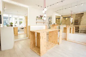 Chic Boutique in Montmartre - Image 5