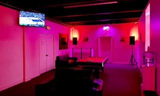 Modern, Spacious, Diamond in the Rough - Image 0