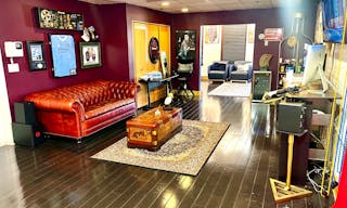 Manhattan Spacious Modern Space for Pop Ups and small Events - Image 2