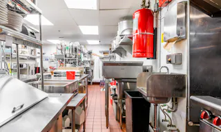 Sophisticated 2nd Generation Restaurant Space in Heart of Downtown LA - Image 20