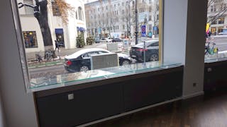 Perfect Pop up and showroom in the heart of Kudamm - Image 7