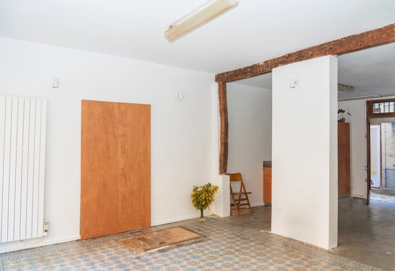 Espace avec vitrine sur rue dans le 11�me - Image 0