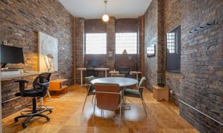 Private Office in Creative, Industrial Loft - Image 0