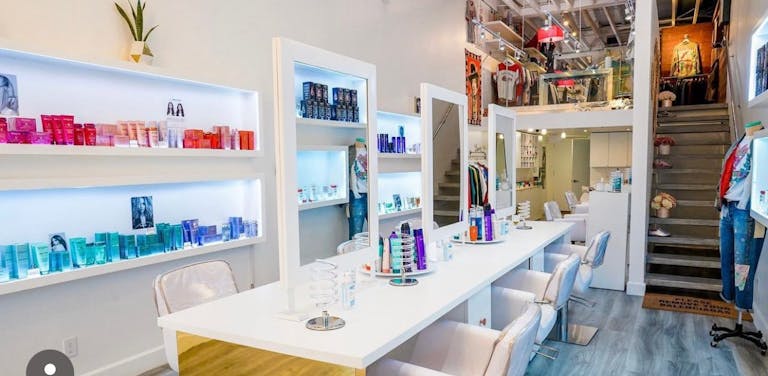 Hair Salon Chair Rental, Fully Equipped, Daily or Monthly - Image 3