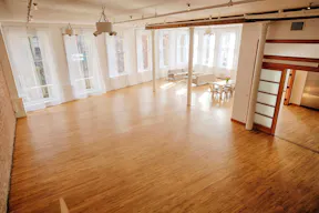 Loft Showroom in Gramercy Flatiron - Image 1