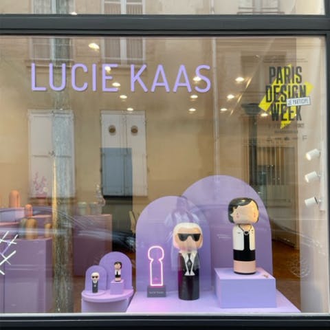 Modern 37 sqm Gallery and Showroom in Le Marais