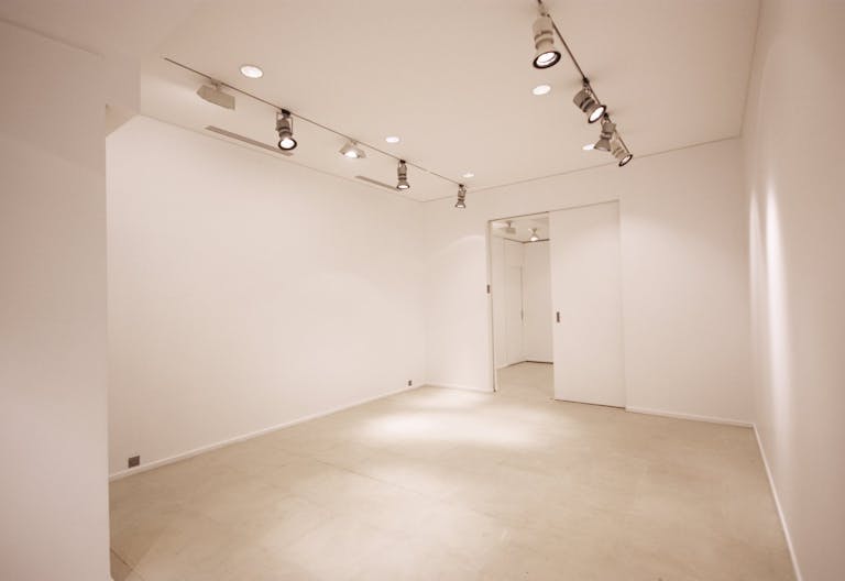 Charmante boutique au coeur du Marais - Image 3