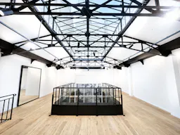 Ce lieu polyvalent accueille des projets variés dans une atmosphère prestigieuse et confidentielle - Image 5